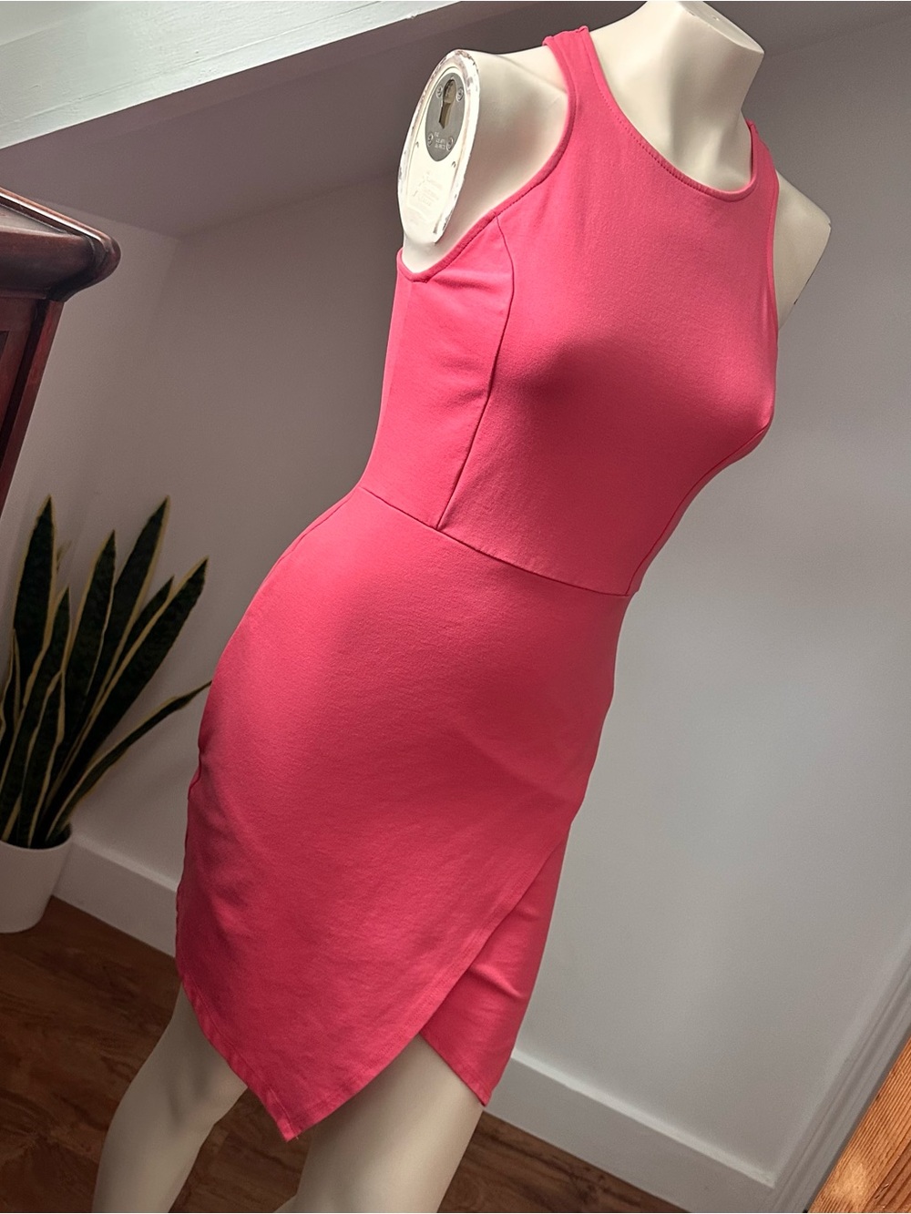 Lulu's // Coral Pink Sleeveless Tulip-Hem Mini Dress